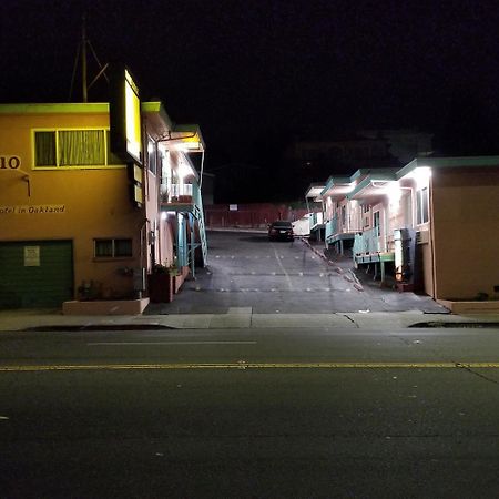 Travis Lodge Motel 16 Oakland Extérieur photo