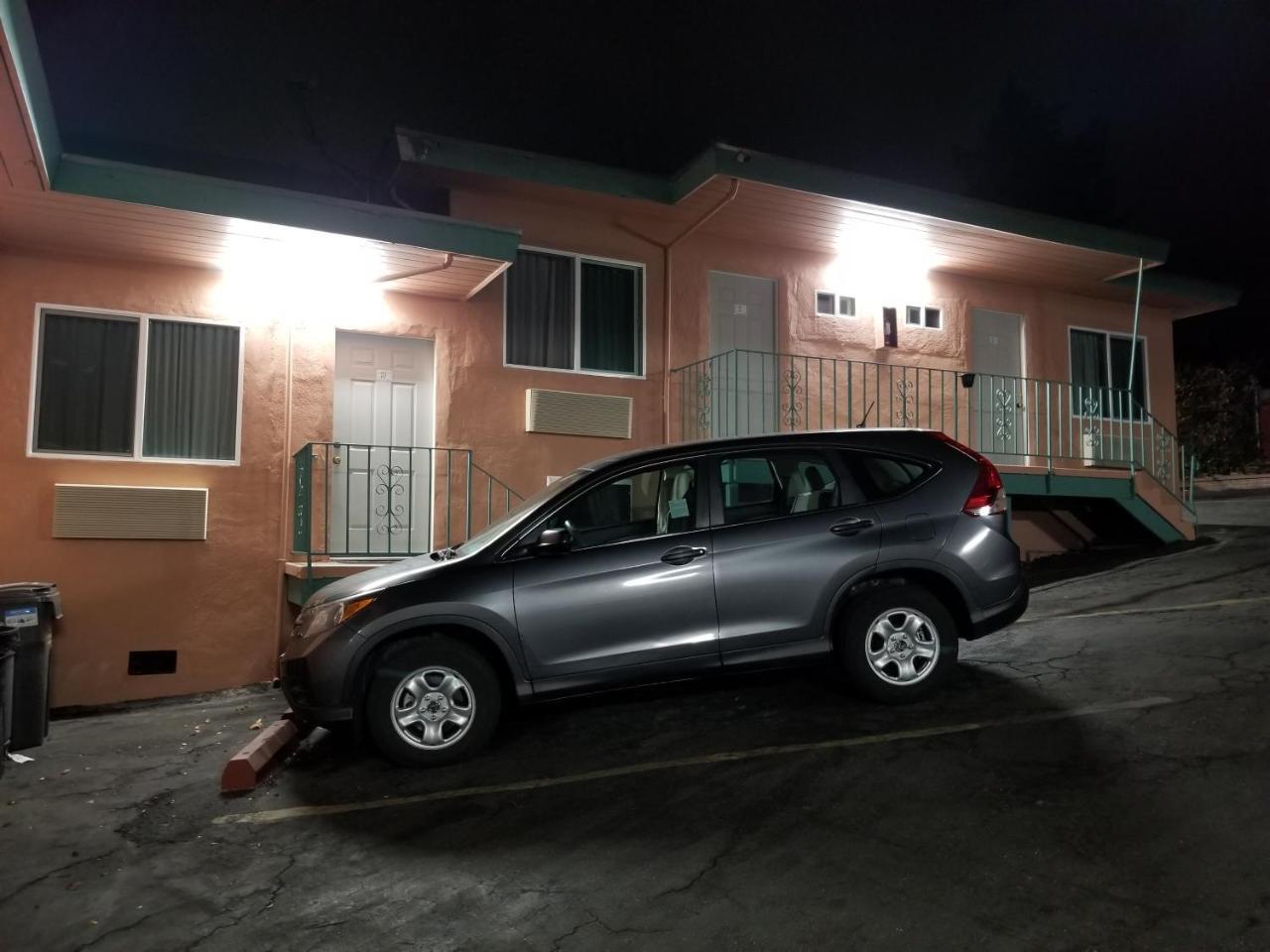 Travis Lodge Motel 16 Oakland Extérieur photo
